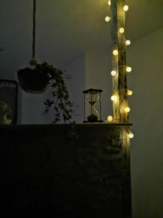 Studio Zen Et Cosy, Neuf En Pleine Ville Saint-Claude Kültér fotó